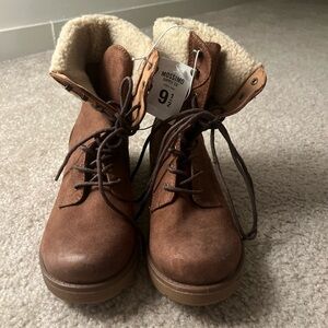 Mossimo Brown Sherpa Lace-Up Combat Boots